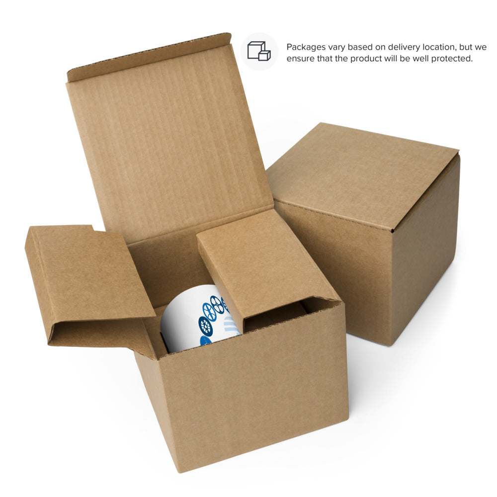 WORLD OF MOTION fun to be free Mugs (3 sizes)