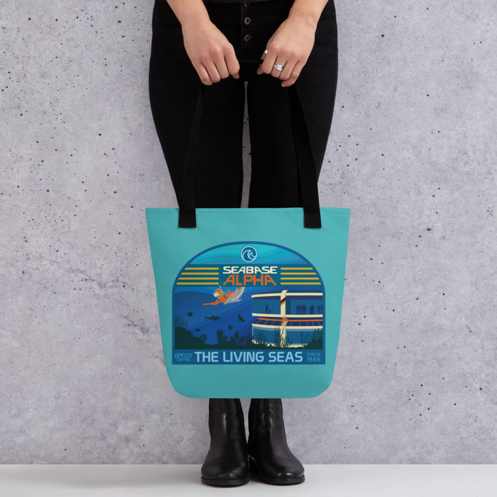 THE LIVING SEAS explore Tote Bag