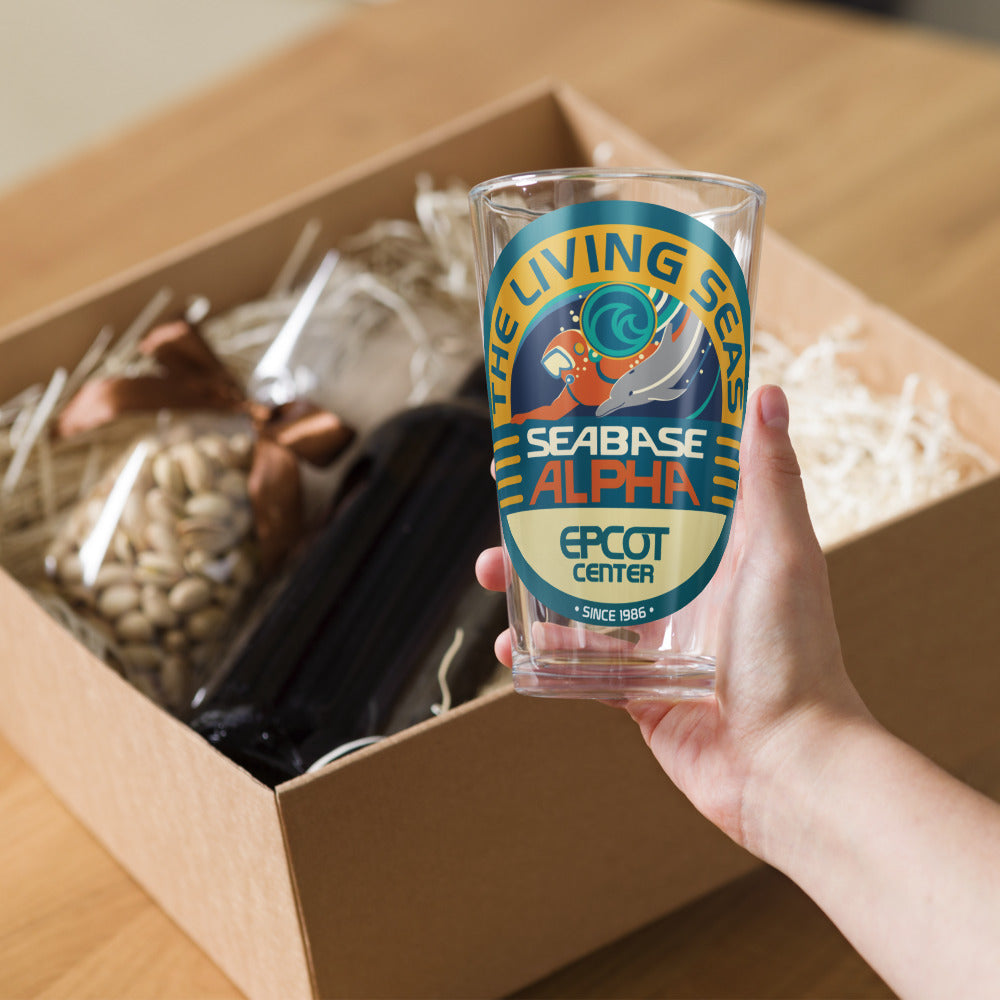 THE LIVING SEAS seabase alpha Pint Glass