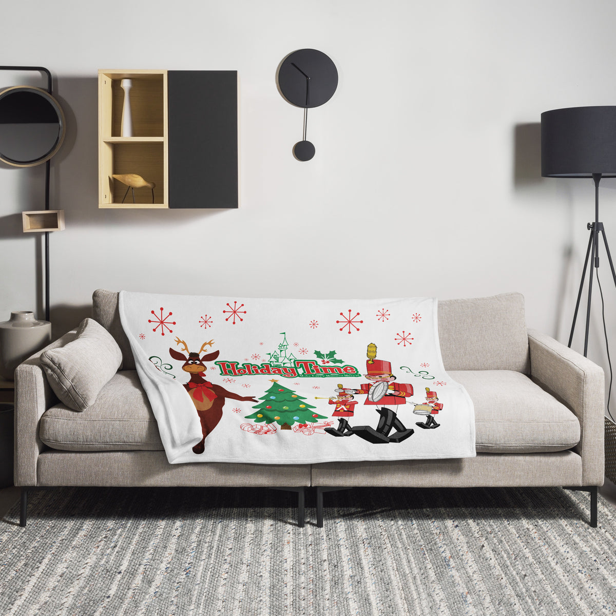 DL HOLIDAY TIME reindeer Throw Blanket