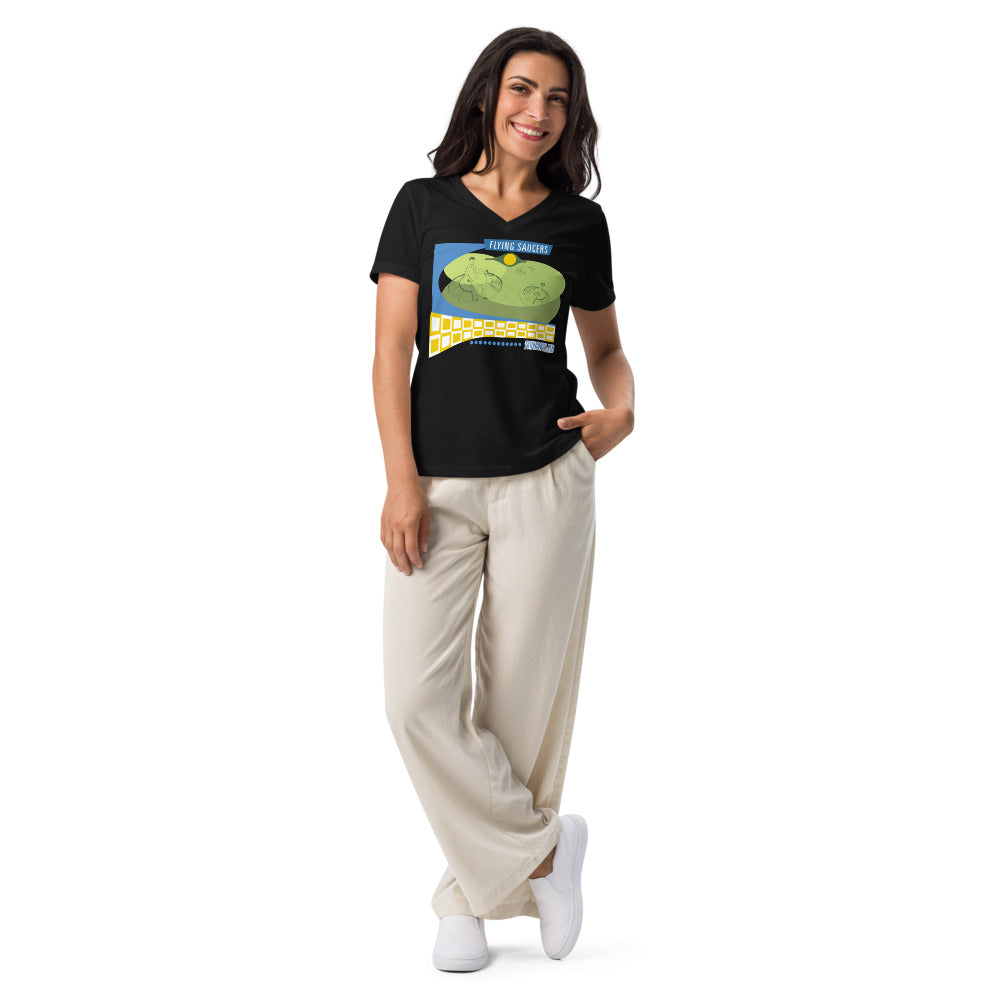FLYING SAUCERS scene Women’s V-neck t-shirt
